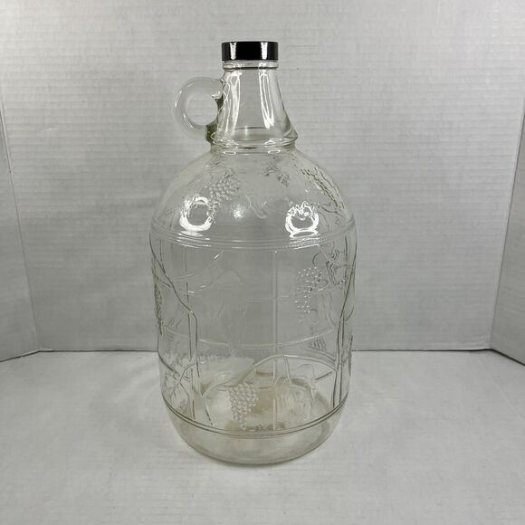 Margo Wine Co GALLON Jud With  Lid.  Embossed Grapes And Vines. - Picture 1 of 11